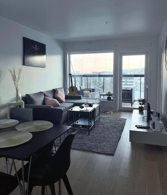 New Magnificent View Apartment Near The Centre Tromsø Exteriör bild